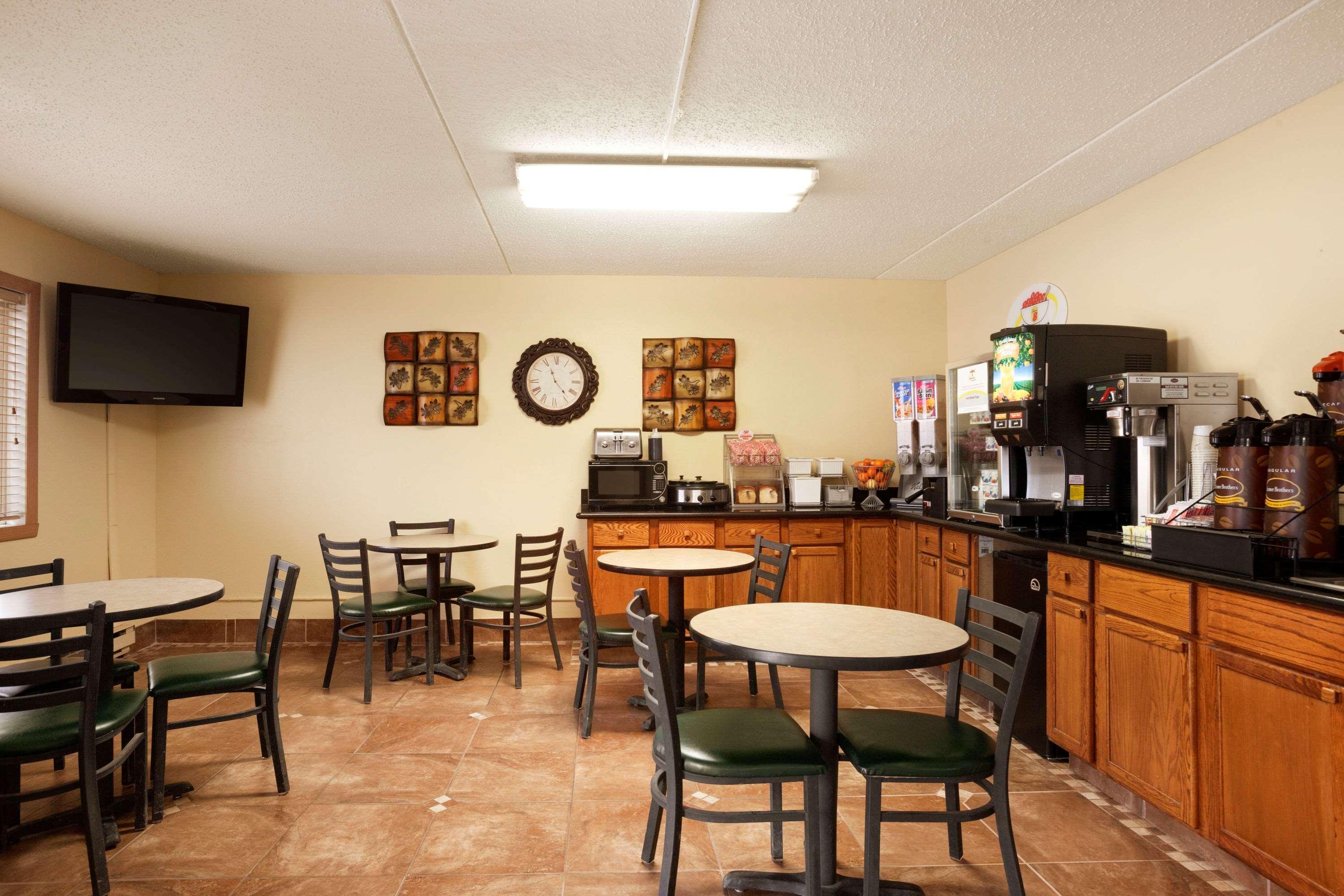 Super 8 By Wyndham West Fargo Main Ave Nd Motel Eksteriør bilde