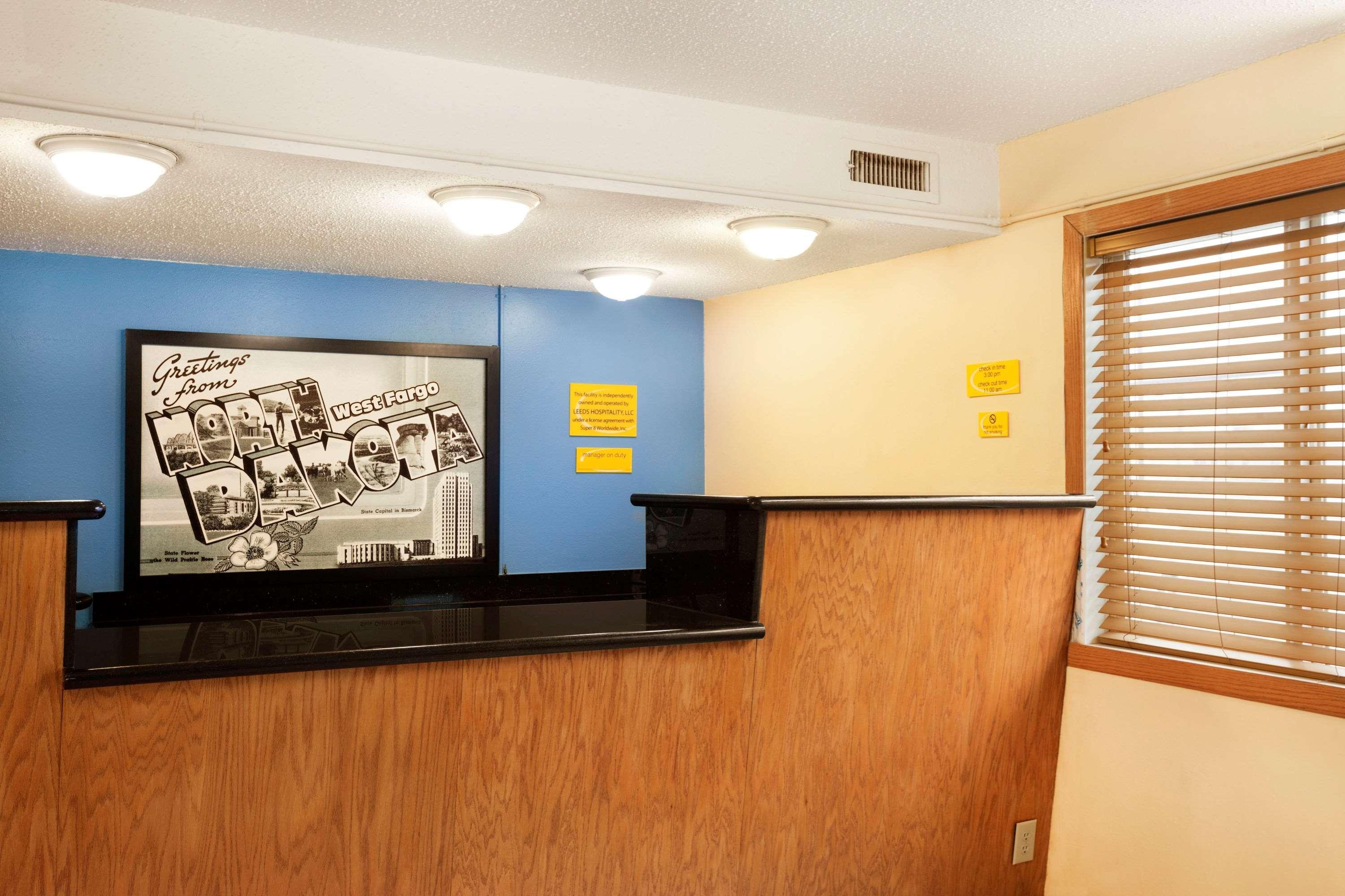 Super 8 By Wyndham West Fargo Main Ave Nd Motel Eksteriør bilde